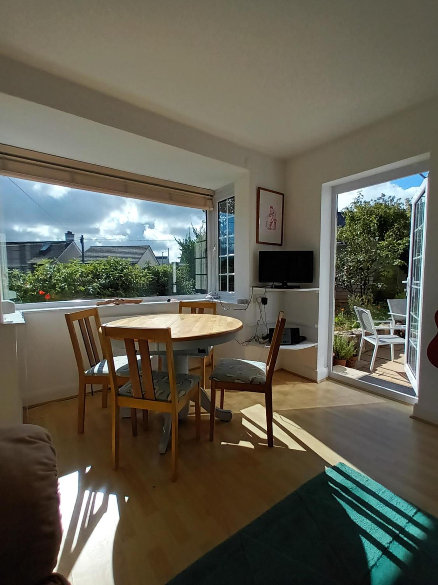 Sunrise! ~ 2 Bedrooms, Garden, Parking, Sea Views St Ives  Exterior photo